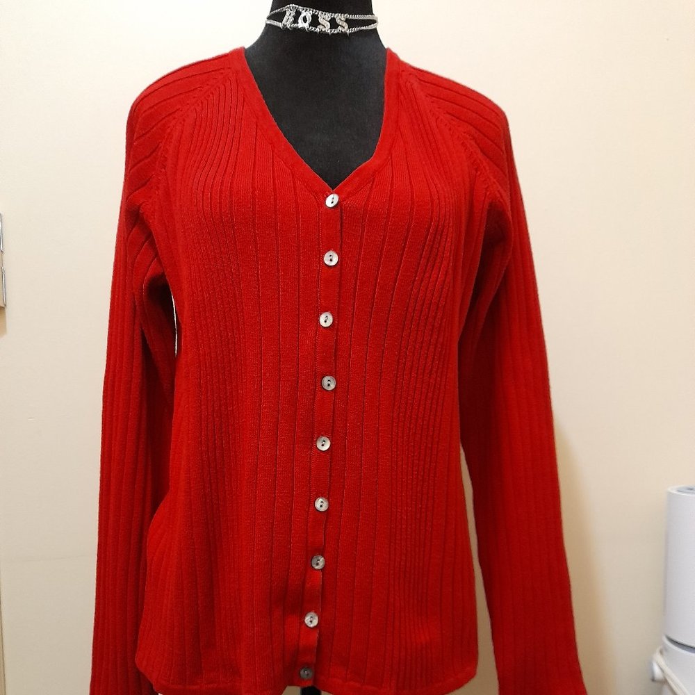 WOMEN'S KAREN SCOTT V NECK BUTTON DOWN SWEATER